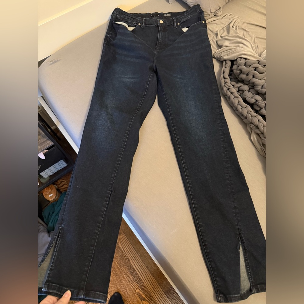 Good American Classic Slim Straight always fit